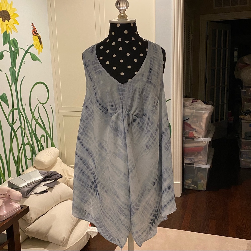 blue tank